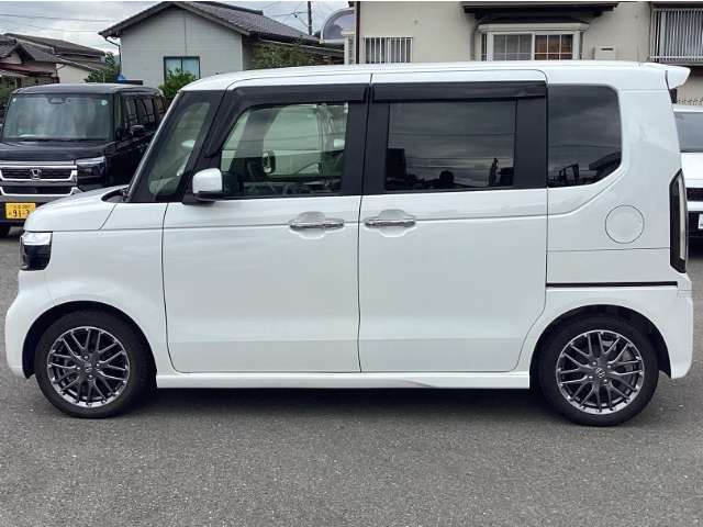 ホンダ Ｎ　ＢＯＸ カスタム ６６０ ターボ R5年 (九州・沖縄) 99