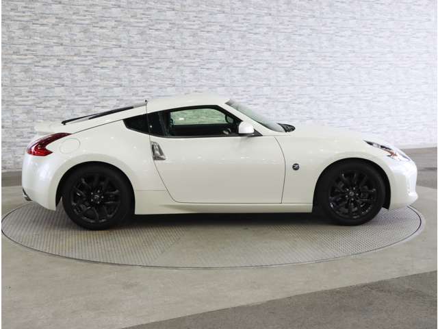 日産 フェアレディＺ ３．７ R2年 () 99