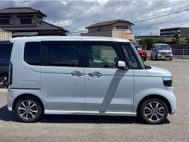 ホンダ Ｎ　ＢＯＸ カスタム ６６０ R6年 (九州・沖縄) 99