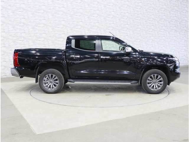 三菱 トライトン ２．４ ＧＬＳ ディーゼルターボ ４ＷＤ R6年 (関東) 99