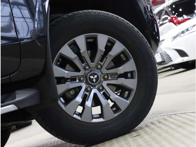 三菱 トライトン ２．４ ＧＬＳ ディーゼルターボ ４ＷＤ R6年 (関東) 99