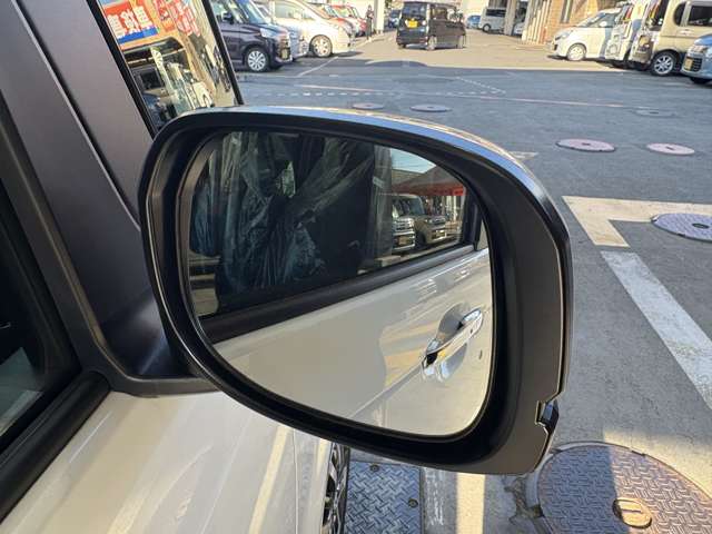 ホンダ Ｎ　ＢＯＸ カスタム ６６０ R8年 (関東) 99