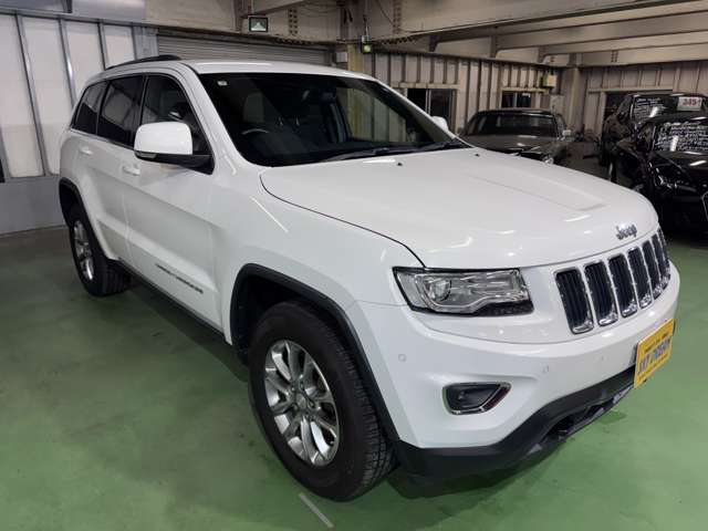 ジープ グランドチェロキー ラレード ４ＷＤ H29年 (関東) 99