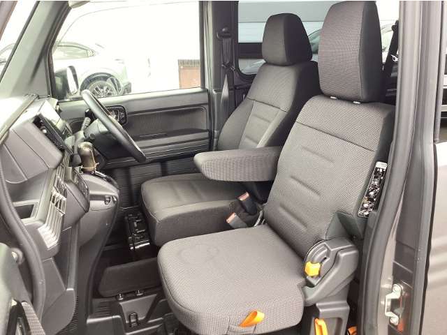 ホンダ Ｎ−ＶＡＮ ６６０ ＋スタイル ファン R4年 (九州・沖縄) 99