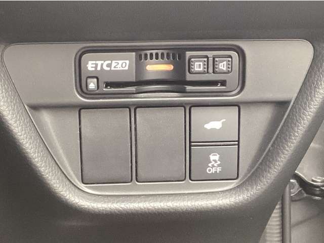 ホンダ ＺＲ−Ｖ １．５ Ｚ R8年 (九州・沖縄) 99