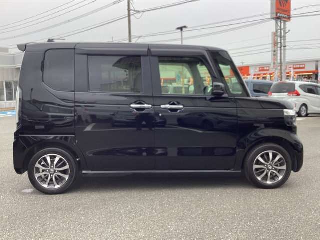ホンダ Ｎ　ＢＯＸ カスタム ６６０ R6年 (九州・沖縄) 99