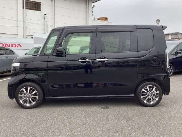 ホンダ Ｎ　ＢＯＸ カスタム ６６０ R6年 (九州・沖縄) 99