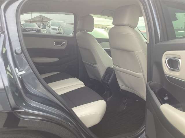 ホンダ ヴェゼル １．５ Ｅ：ＨＥＶ Ｚ R6年 (九州・沖縄) 99