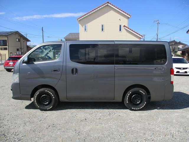 日産 ＮＶ３５０キャラバン ２．５ プレミアムＧＸ ロングボディ ディーゼルターボ ４ＷＤ R1年 () 99