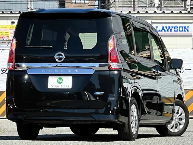 日産 セレナ ２．０ Ｘ Ｖセレクション H30年 (近畿) 99