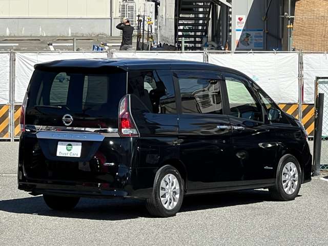 日産 セレナ ２．０ Ｘ Ｖセレクション H30年 (近畿) 99