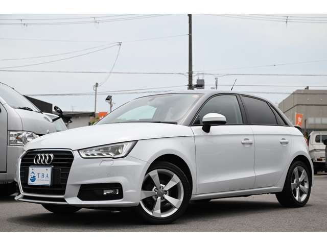 アウディ Ａ１　スポーツバック １．０　ＴＦＳＩ H28年 (近畿) 99