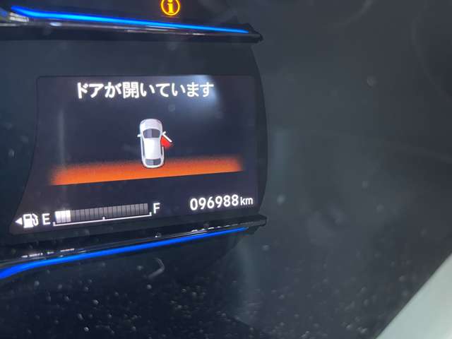 ホンダ ヴェゼル １．５ ハイブリッド Ｚ H26年 (近畿) 99