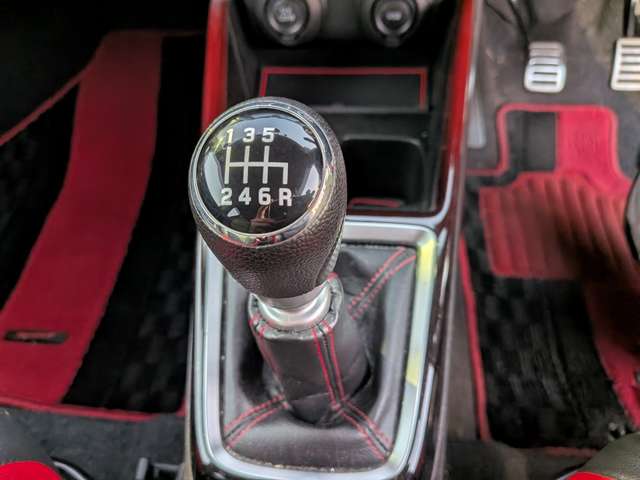 スズキ スイフト スポーツ １．４ スズキ セーフティ サポート非装着車 R4年 () 99