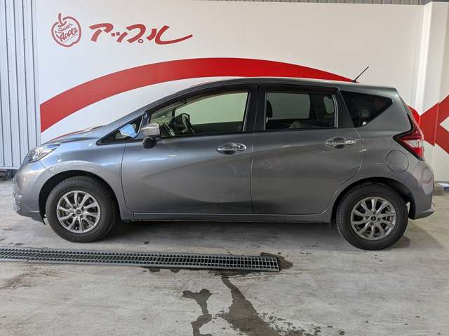 日産 ノート １．２ Ｘ ＦＯＵＲ スマートセーフティエディション ４ＷＤ H29年 () 99