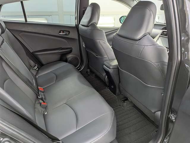 トヨタ プリウス １．８ Ａ ツーリングセレクション ブラックエディション Ｅ－ＦＯＵＲ ４ＷＤ R4年 (東北) 99