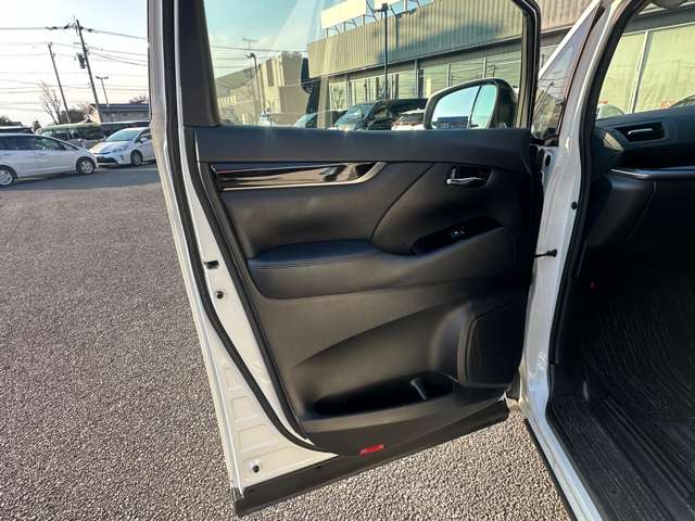 トヨタ ヴェルファイア ２．５ Ｚ Ａエディション H29年 (関東) 99