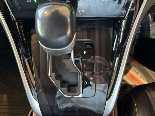 トヨタ ハリアー ２．０ プログレス H30年 () 99