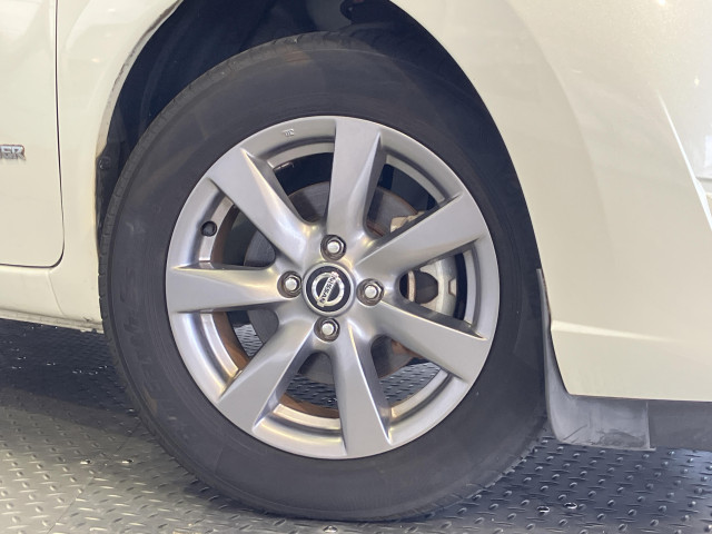 日産 ノート １．２ Ｅ－ＰＯＷＥＲ Ｘ ブラックアロー R2年 (近畿) 99