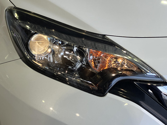 日産 ノート １．２ Ｅ－ＰＯＷＥＲ Ｘ ブラックアロー R2年 (近畿) 99
