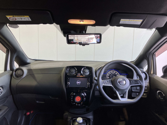 日産 ノート １．２ Ｅ－ＰＯＷＥＲ Ｘ ブラックアロー R2年 (近畿) 99