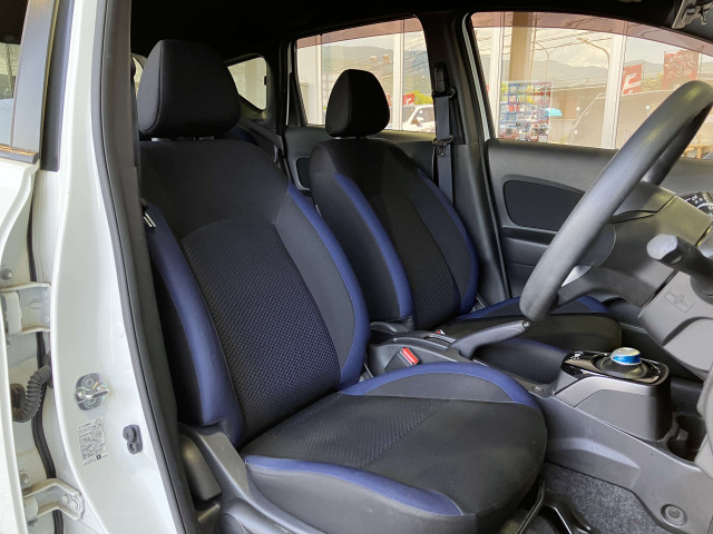 日産 ノート １．２ Ｅ－ＰＯＷＥＲ Ｘ ブラックアロー R2年 (近畿) 99