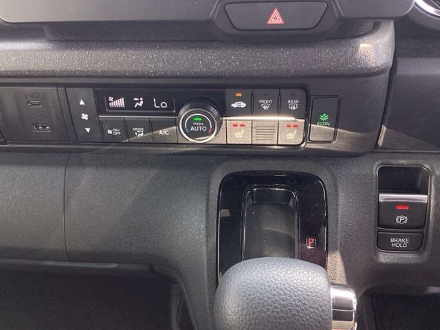 ホンダ Ｎ　ＢＯＸ カスタム ６６０ ターボ R7年 (近畿) 99