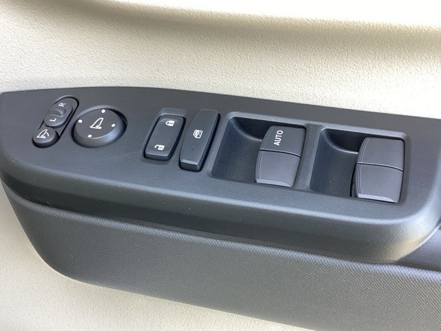 ホンダ Ｎ　ＢＯＸ ６６０ ファッションスタイル ２トーン R8年 (近畿) 99