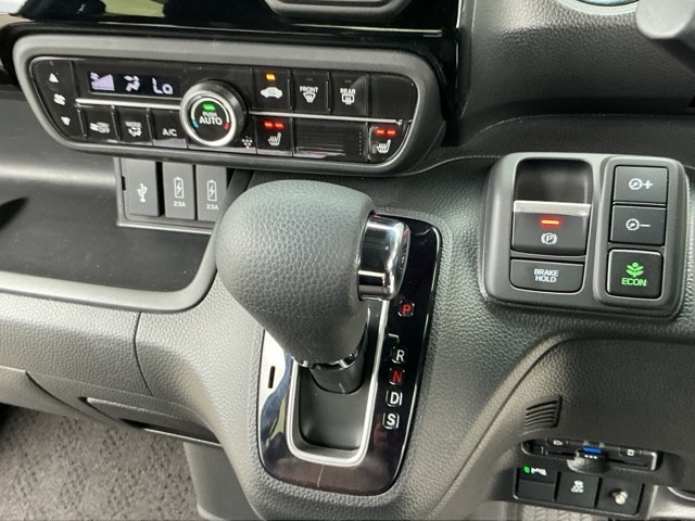 ホンダ Ｎ　ＢＯＸ カスタム ６６０ Ｌ R5年 (近畿) 99