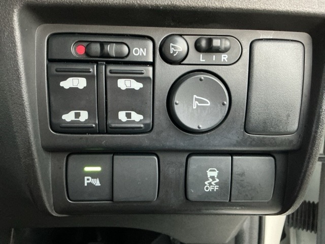 ホンダ フリードスパイク １．５ Ｇ ジャストセレクション H26年 () 99