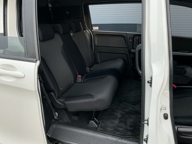 ホンダ フリードスパイク １．５ Ｇ ジャストセレクション H26年 () 99