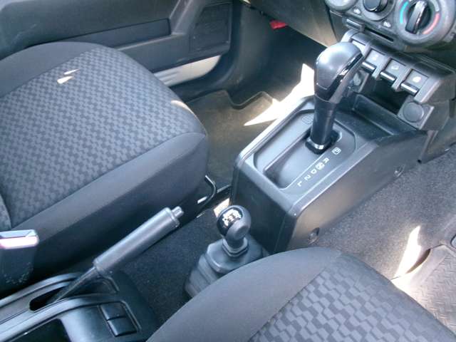 スズキ ジムニー ６６０ ＸＧ ４ＷＤ H30年 () 99