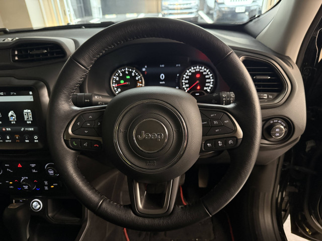 ジープ レネゲード リミテッド R5年 (関東) 99