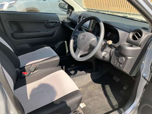 ダイハツ ミラ　イース ６６０ Ｌ ＳＡＩＩＩ H29年 () 99