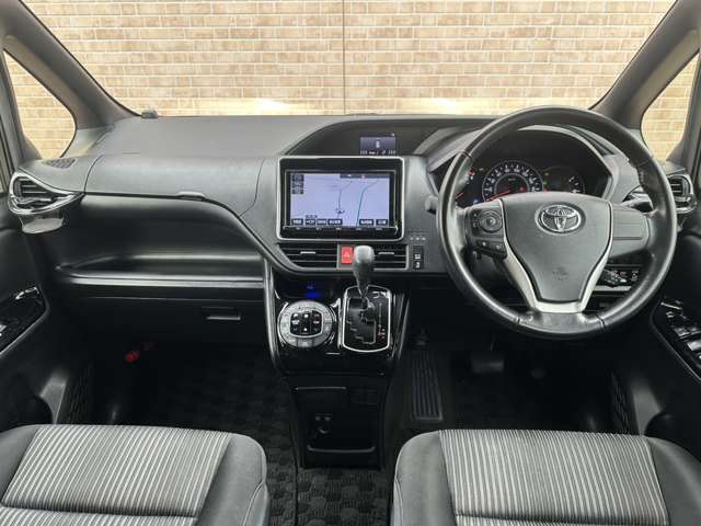 トヨタ ノア ２．０ ＳＩ H29年 (関東) 99