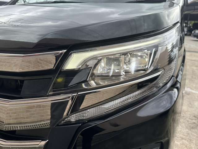 トヨタ ノア ２．０ ＳＩ H29年 (関東) 99