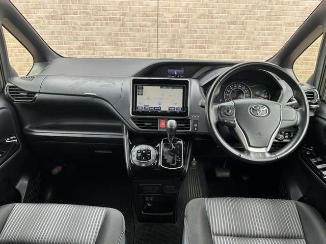 トヨタ ヴォクシー ２．０ ＺＳ H29年 (関東) 99