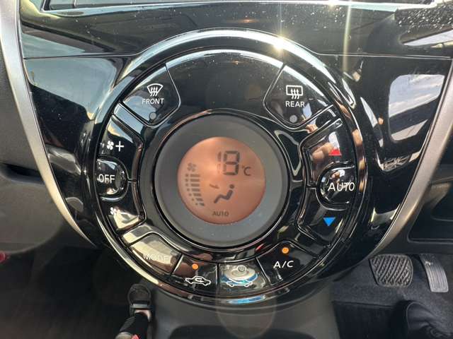 日産 ノート １．２Ｅ－ＰＯＷＥＲモード・プレミア H29年 (関東) 99