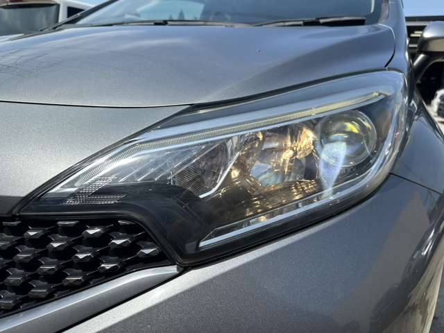 日産 ノート １．２Ｅ－ＰＯＷＥＲモード・プレミア H29年 (関東) 99