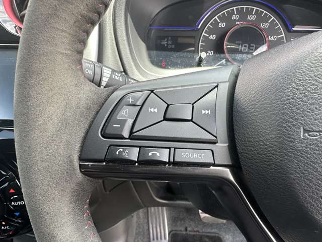 日産 ノート １．２ Ｅ－ＰＯＷＥＲ ＮＩＳＭＯ H30年 (関東) 99