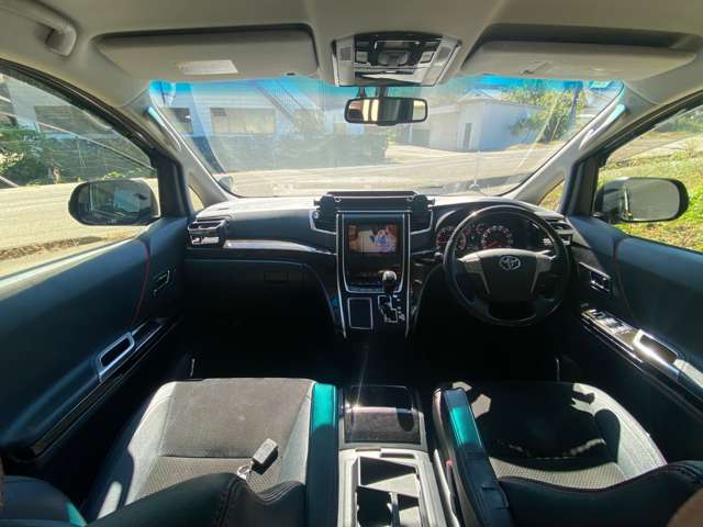 トヨタ ヴェルファイア ２．４ Ｚ ゴールデンアイズＩＩ ４ＷＤ H27年 () 99
