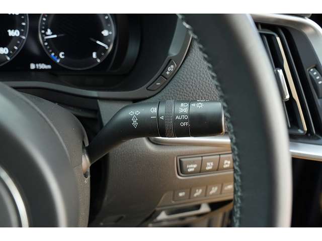 マツダ ＣＸ−６０ ３．３ ＸＤ Ｌパッケージ ディーゼルターボ ４ＷＤ R5年 (関東) 99