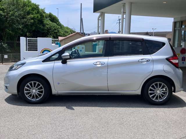 日産 ノート １．２ Ｅ－ＰＯＷＥＲ Ｘ H29年 (九州・沖縄) 99