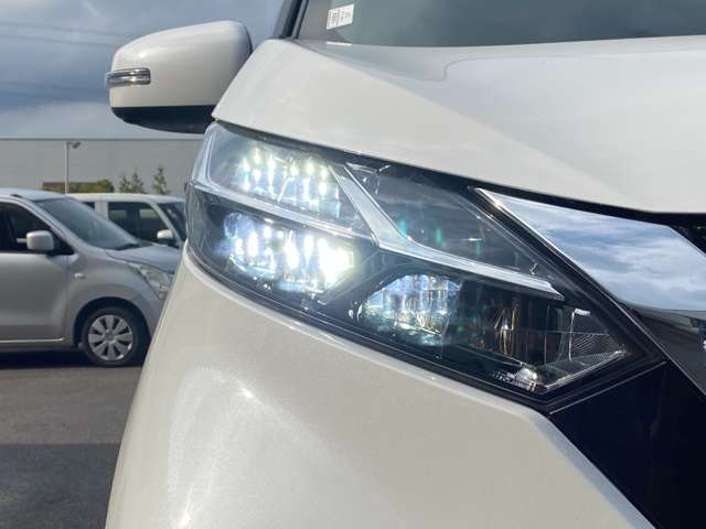 日産 デイズ ６６０ ハイウェイスターＸ R4年 (近畿) 99