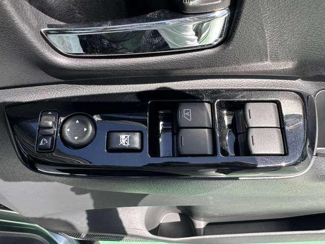 三菱 デリカ　ミニ ６６０ Ｔ プレミアム リミテッド エディション R7年 () 99