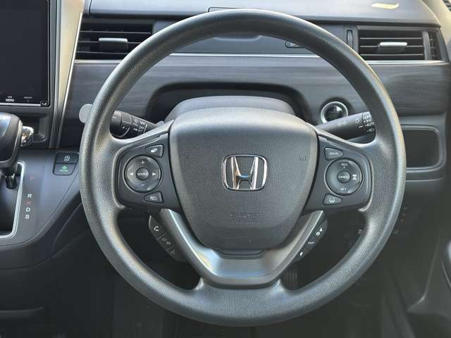 ホンダ フリード＋ １．５ Ｇ ブラックスタイル R7年 () 99