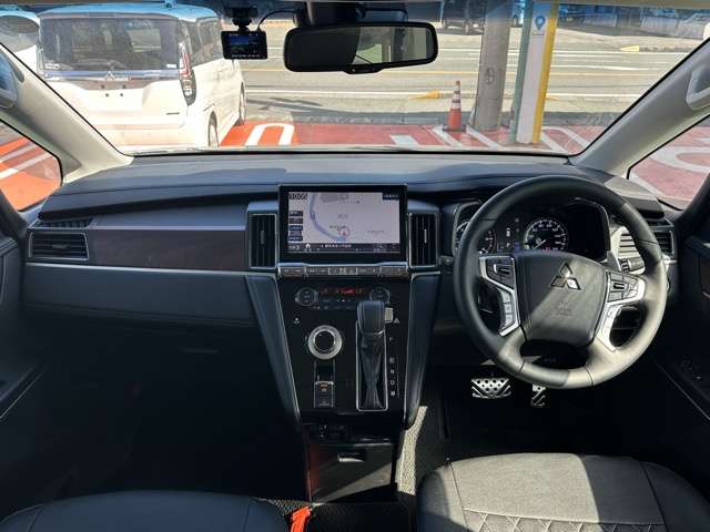 三菱 デリカ　Ｄ：５ ２．２ Ｐ ディーゼルターボ ４ＷＤ R7年 () 99