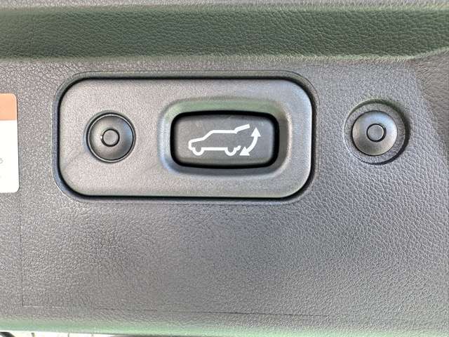 三菱 デリカ　Ｄ：５ ２．２ Ｐ ディーゼルターボ ４ＷＤ R7年 () 99