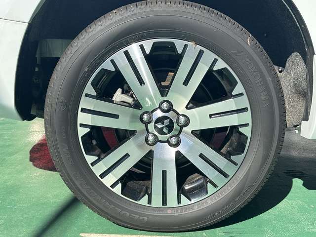三菱 デリカ　Ｄ：５ ２．２ Ｐ ディーゼルターボ ４ＷＤ R7年 () 99
