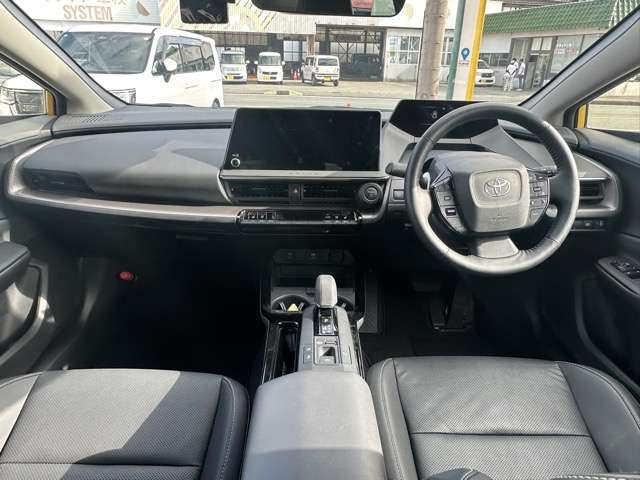 トヨタ プリウス ２．０ Ｚ R5年 () 99
